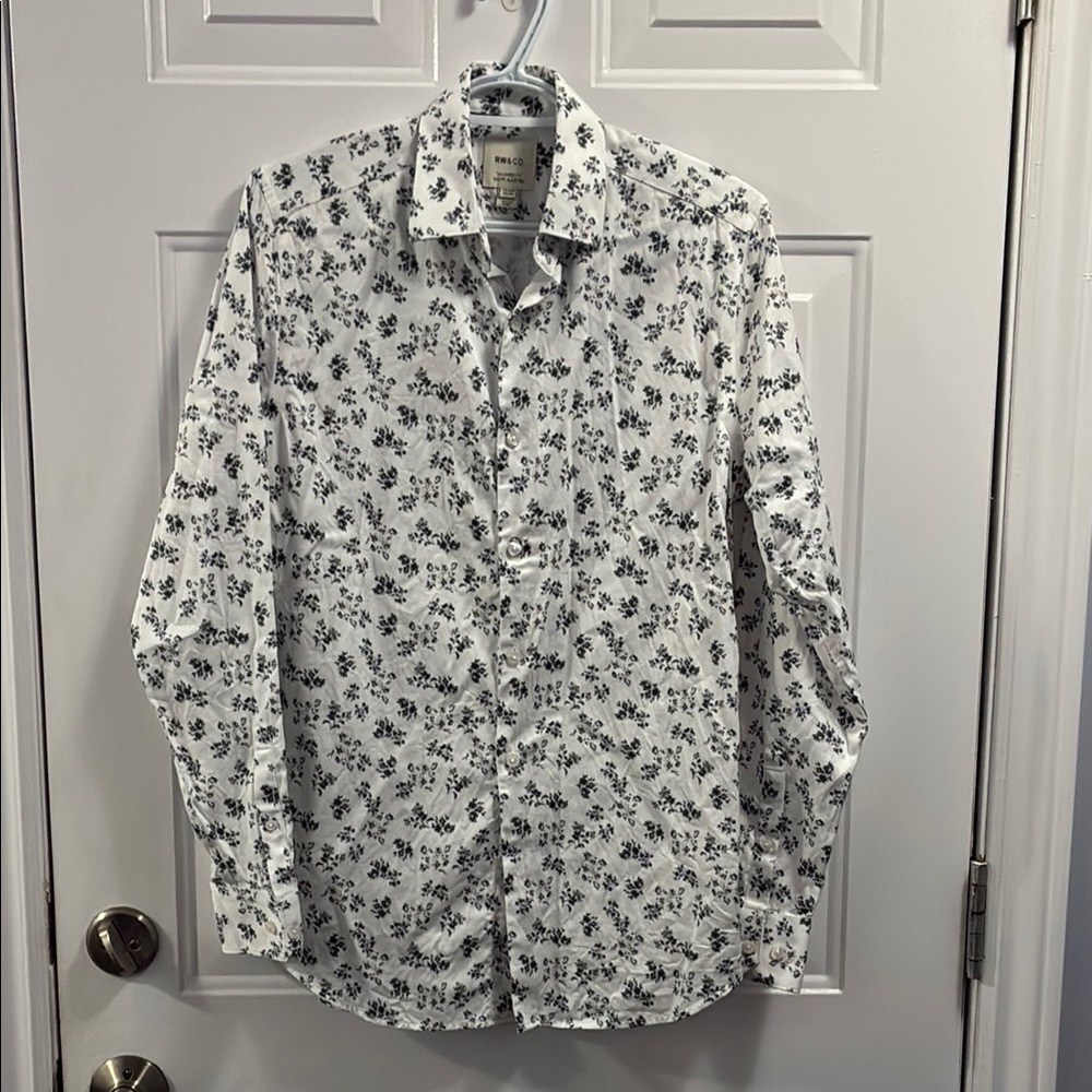 Men's RW&Co White Floral Button-Down Shirt